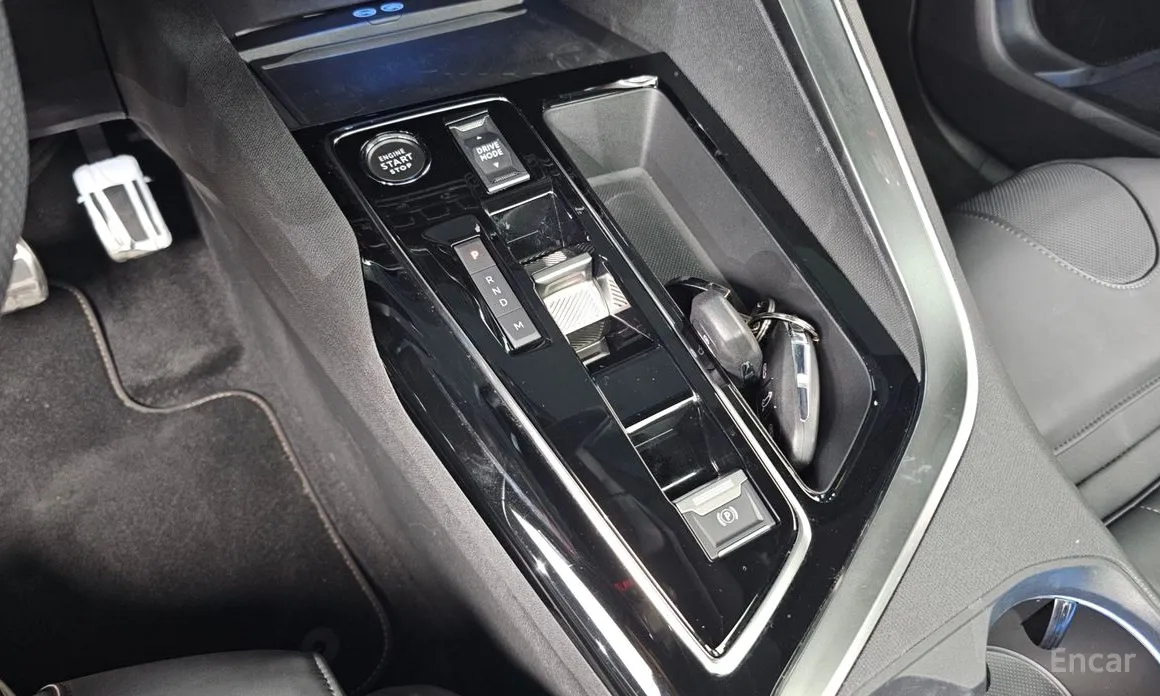 Peugeot 3008 2017 1.2 Pure Tech GT