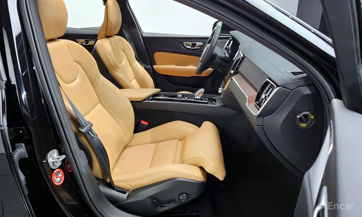 Volvo S60 2019 B5 Ultimate Bright