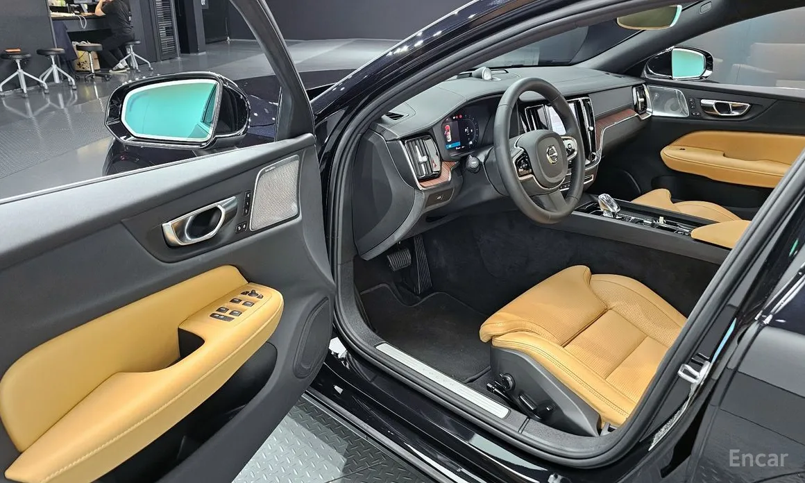 Volvo S60 2019 B5 Ultimate Bright