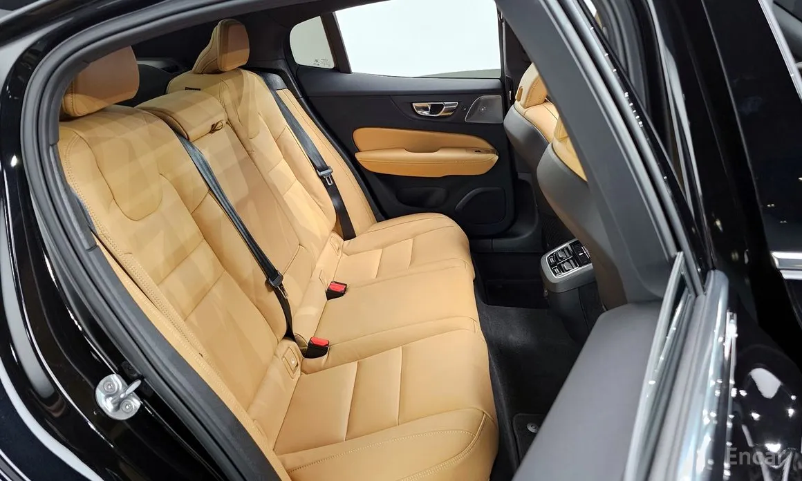 Volvo S60 2019 B5 Ultimate Bright