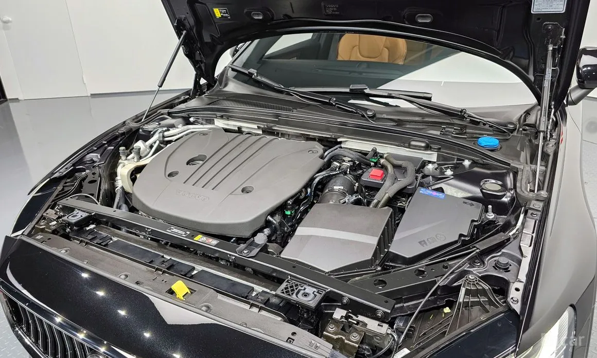 Volvo S60 2019 B5 Ultimate Bright