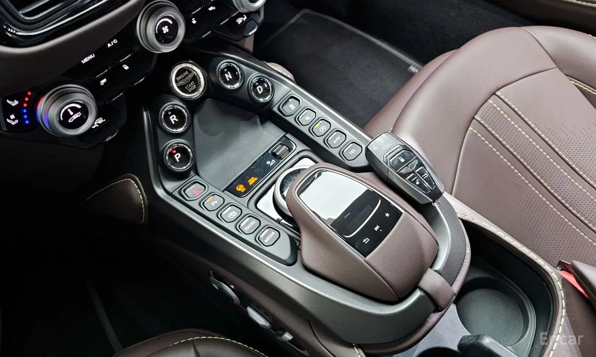 Aston Martin Vantage 2018 4.0 V8 Coupe