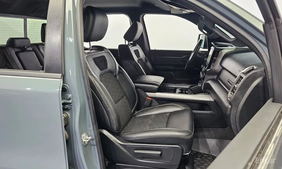 Dodge Ram Pickup 1981 5.7