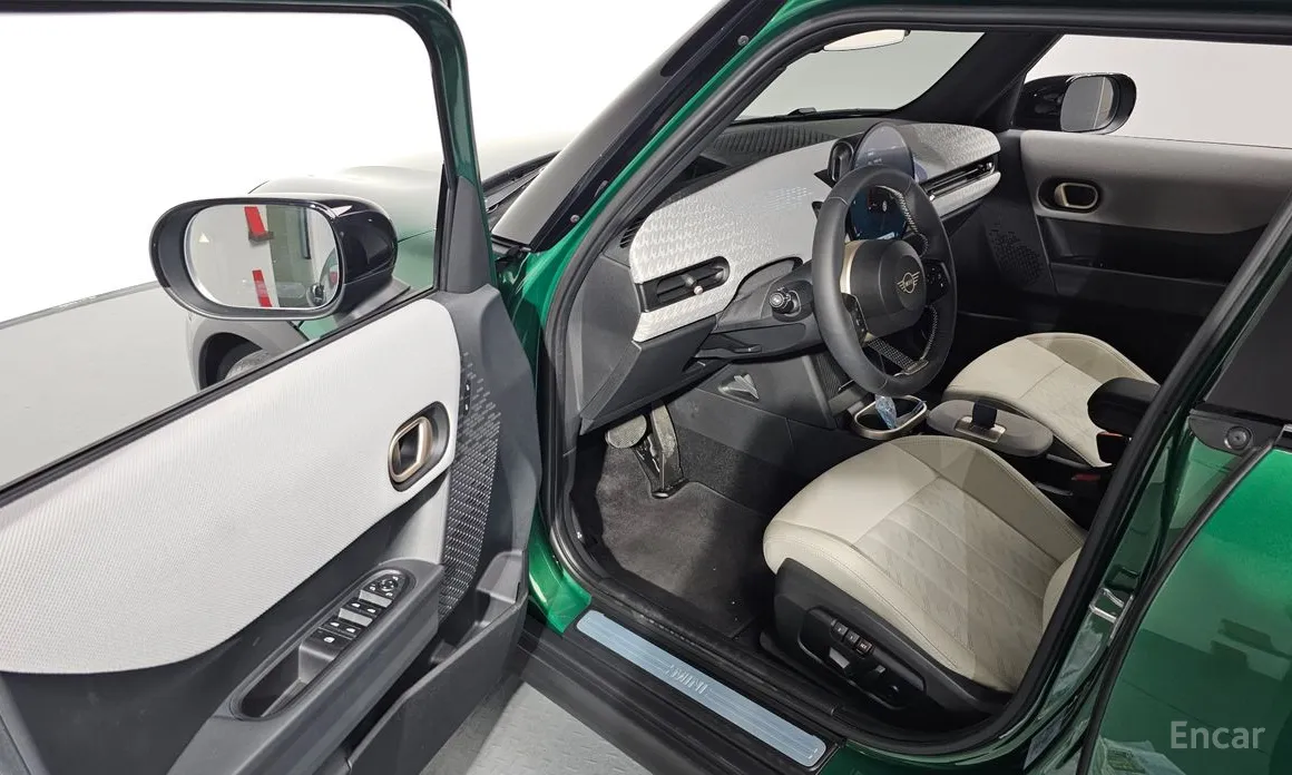 Mini Cooper 2024 Favoured