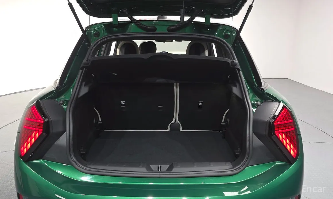 Mini Cooper 2024 Favoured