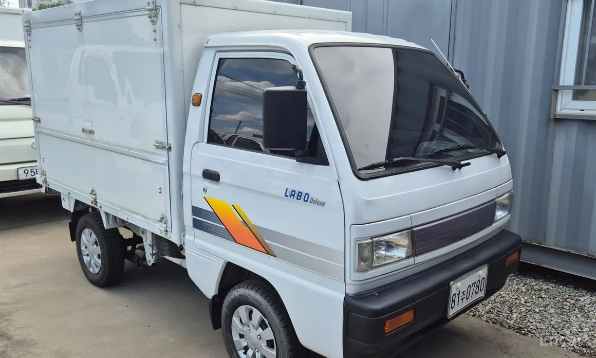 Chevrolet Labo 2008 jackknifed Long cargo