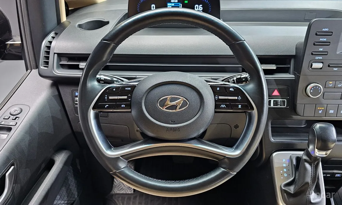 Hyundai Staria 2021 L3.5 Cargo 5-Seater