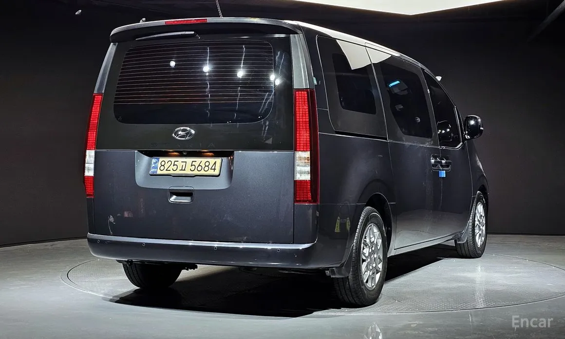 Hyundai Staria 2021 L3.5 Cargo 5-Seater