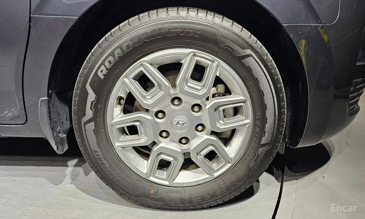 Hyundai Staria 2021 L3.5 Cargo 5-Seater