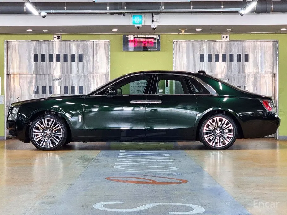 Rolls-Royce Ghost 2020 6.7 V12