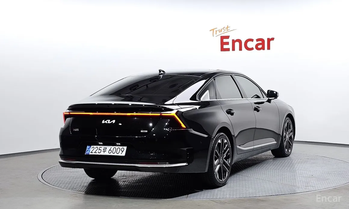 Kia K8 2024 Signature