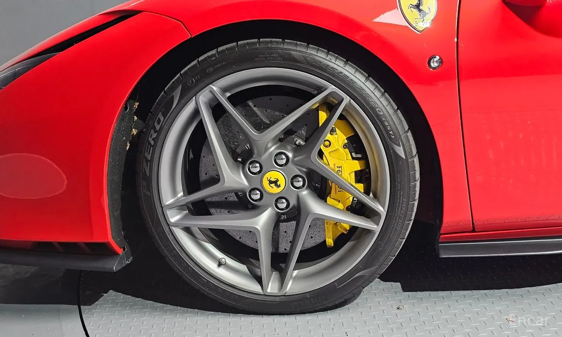 Ferrari F8 2019 3.9 V8