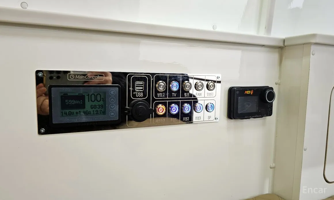 Hyundai Staria 2021 2WD Camping Car