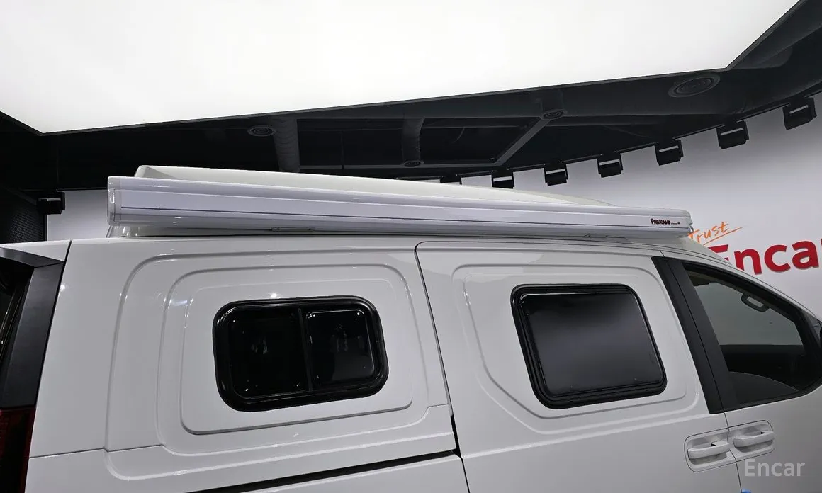 Hyundai Staria 2021 2WD Camping Car