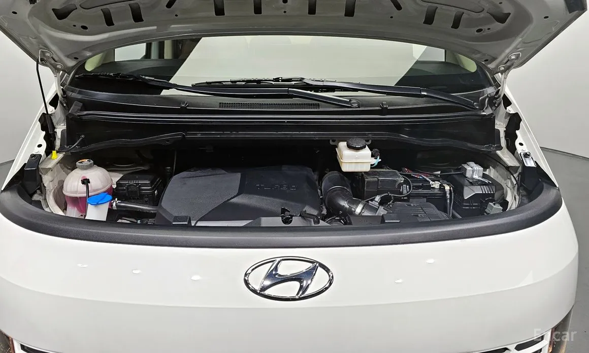 Hyundai Staria 2021 2WD Camping Car