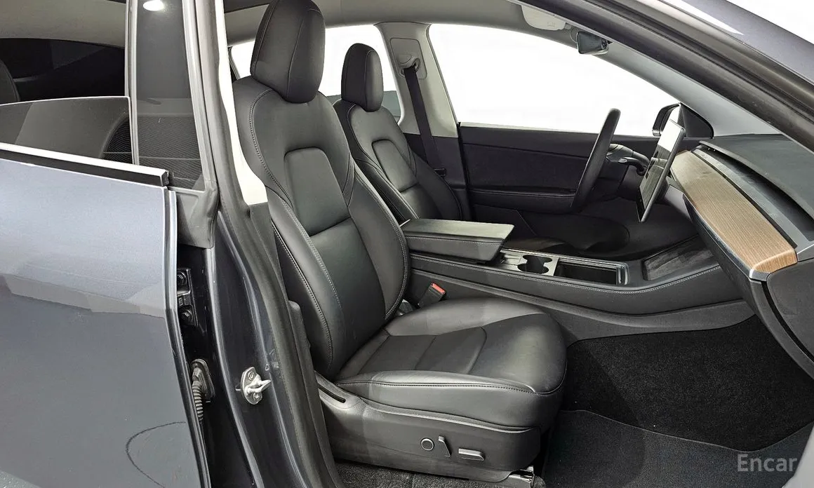 Tesla Model Y 2020 Standard Range