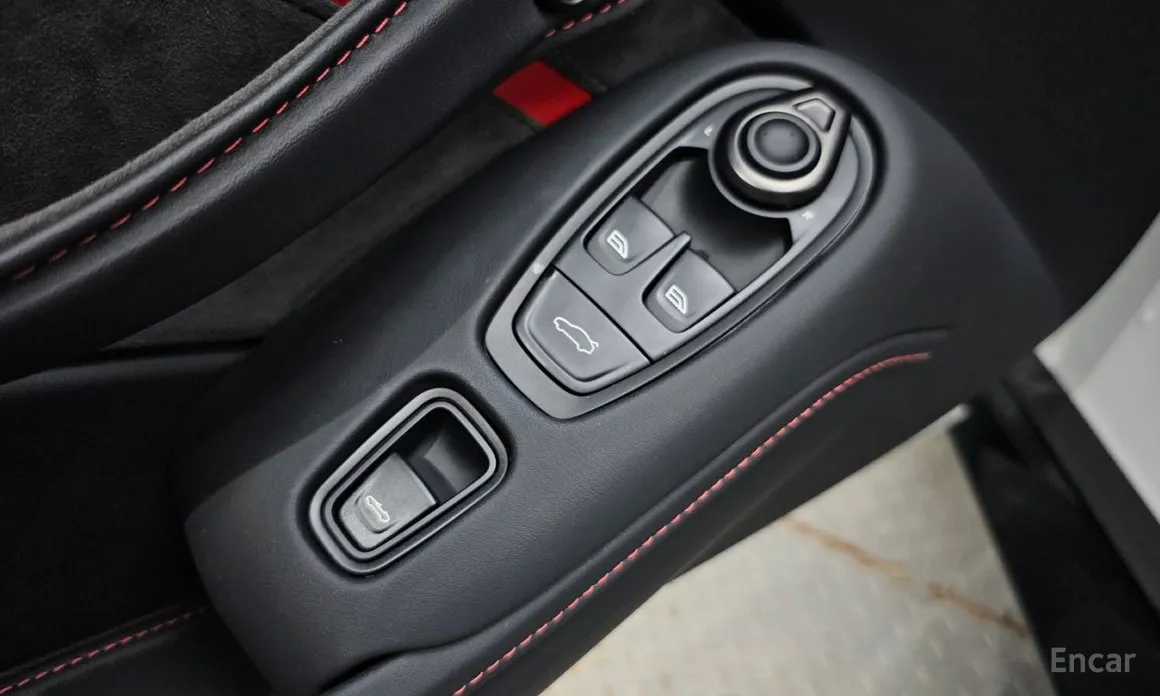 Aston Martin Vantage 2018 4.0 V8 Roadster F1 Edition