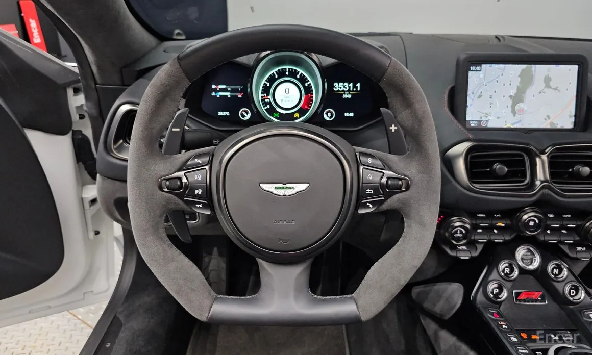 Aston Martin Vantage 2018 4.0 V8 Roadster F1 Edition
