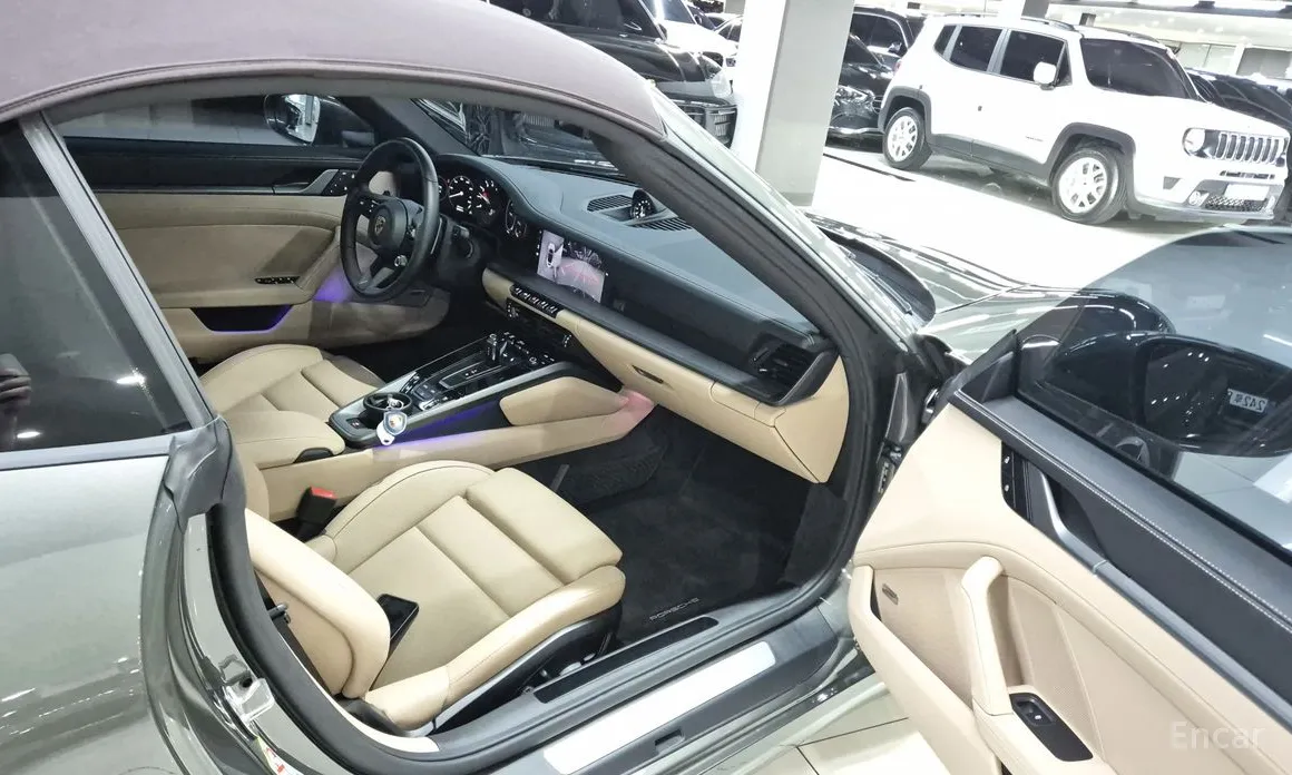 Porsche 911 2019 Carrera Cabriolet