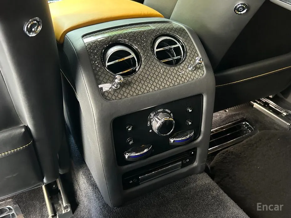 Rolls-Royce Ghost 2020 6.7 V12 Black Badge