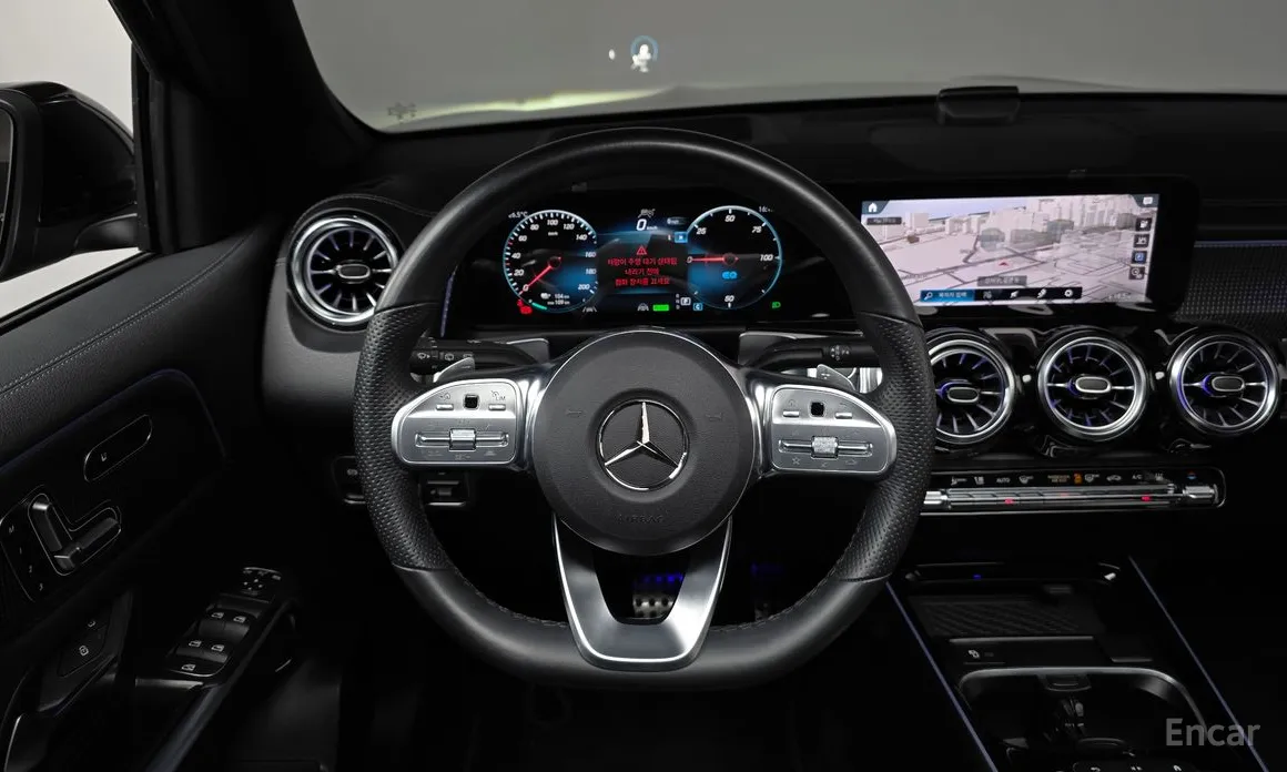 Mercedes-Benz EQB 2022 EQB300 4MATIC AMG Line