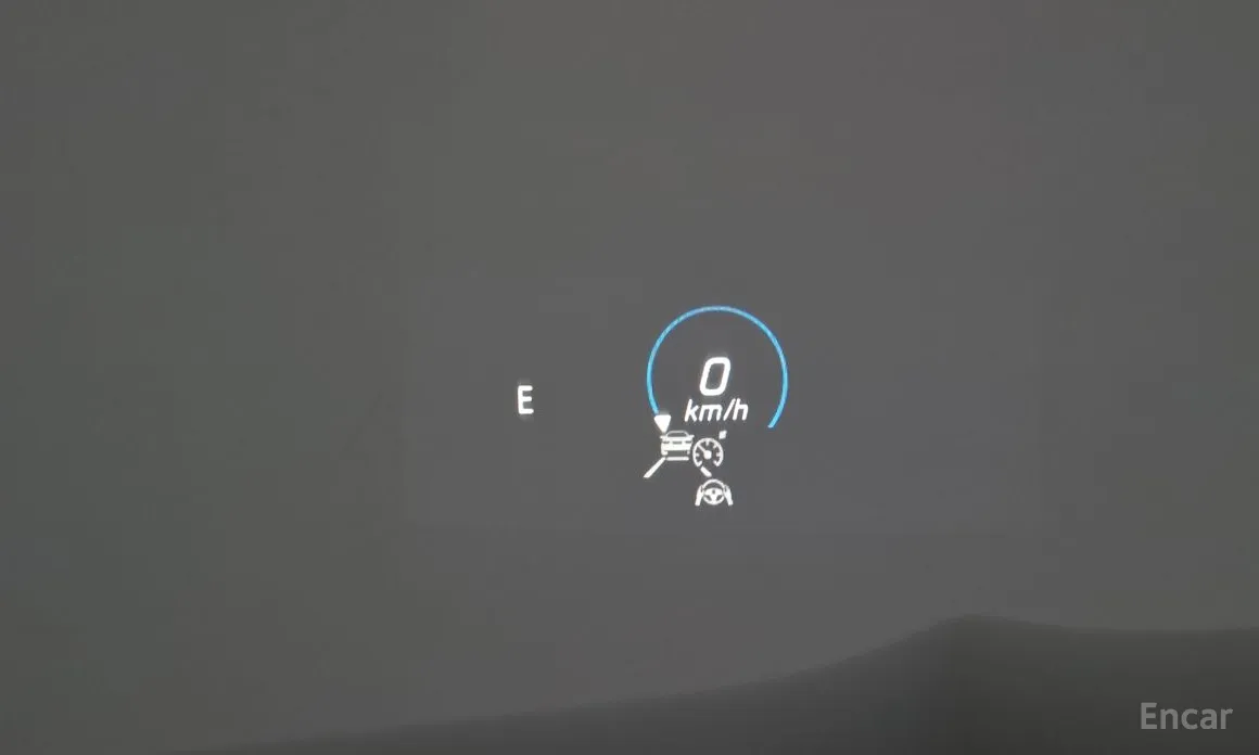 Mercedes-Benz EQB 2022 EQB300 4MATIC AMG Line