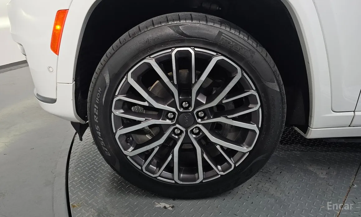 Jeep Cherokee 2021 L 3.6 Summit Reserve