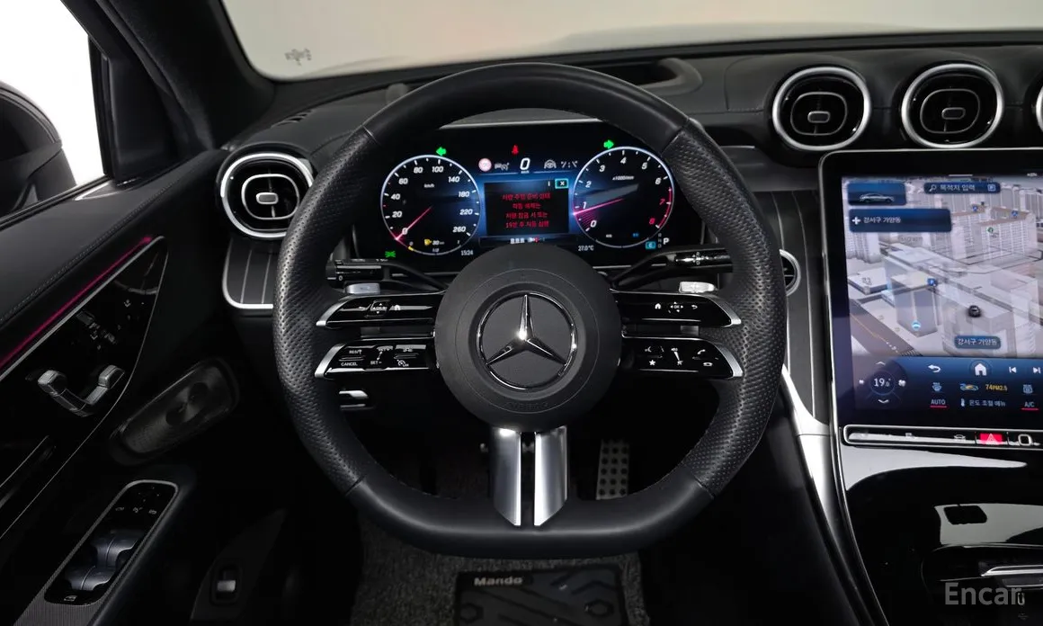 Mercedes-Benz GLC-Class 2023 GLC300 4MATIC Coupe