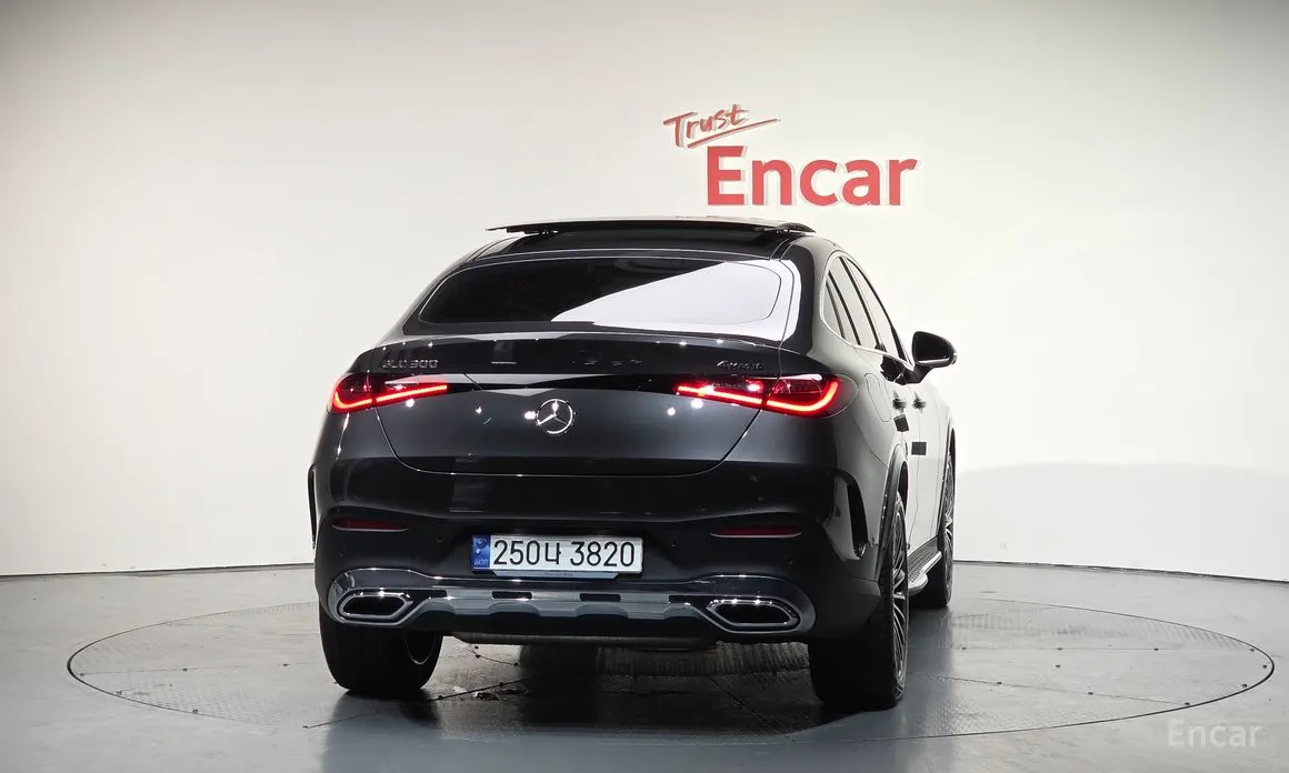 Mercedes-Benz GLC-Class 2023 GLC300 4MATIC Coupe