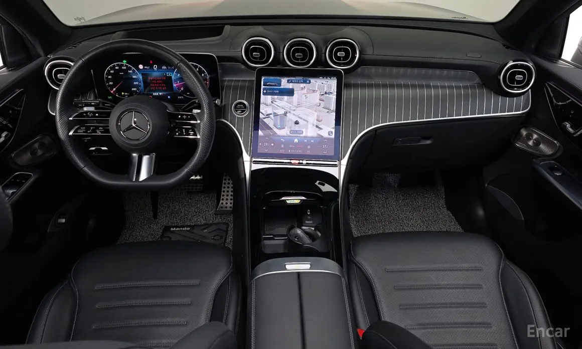 Mercedes-Benz GLC-Class 2023 GLC300 4MATIC Coupe