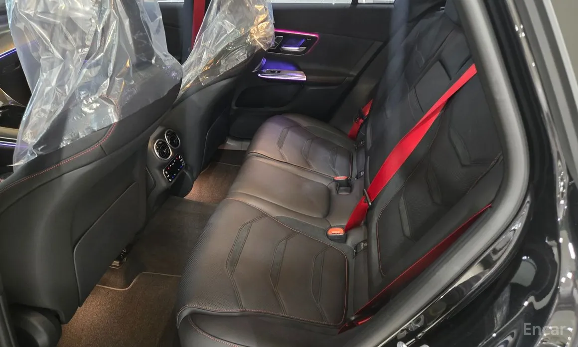 Mercedes-Benz GLC-Class 2023 AMG GLC43 4MATIC