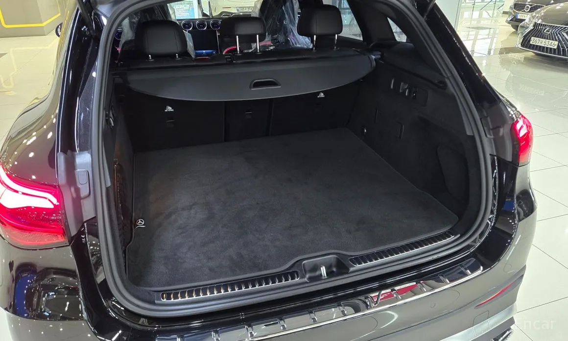 Mercedes-Benz GLC-Class 2023 AMG GLC43 4MATIC