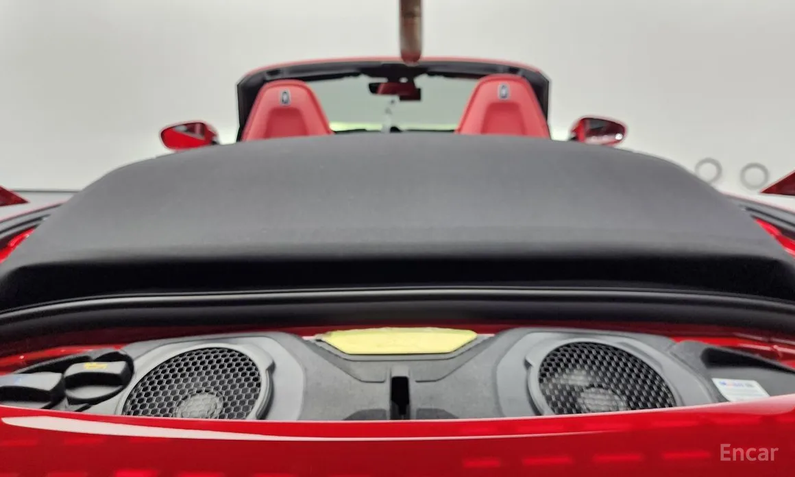 Porsche 911 2019 Carrera 4 Cabriolet