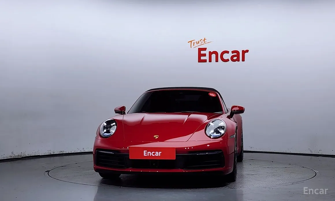 Porsche 911 2019 Carrera 4 Cabriolet