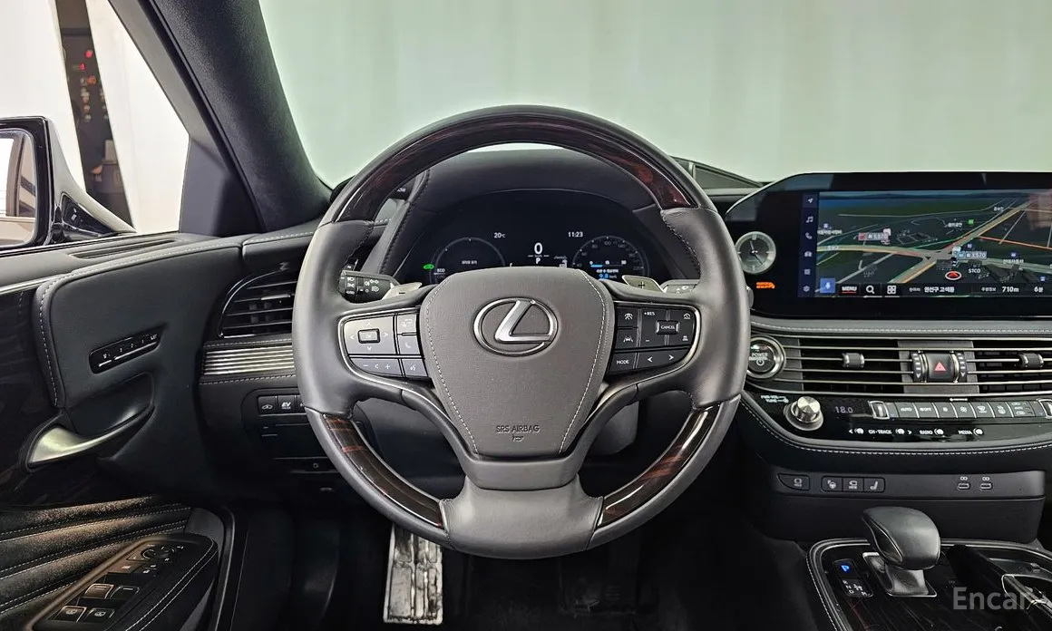 Lexus LS 2017 3.5 Luxury AWD