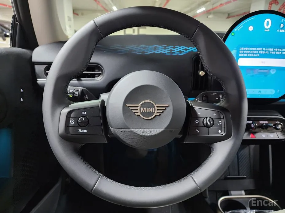 Mini Cooper 2024 Essential