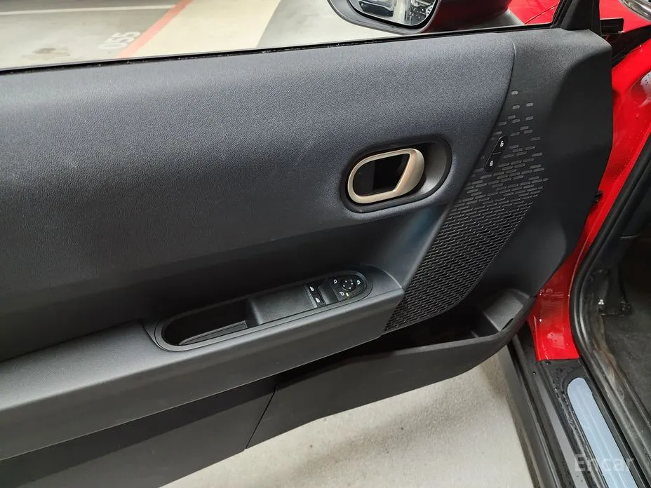 Mini Cooper 2024 Essential