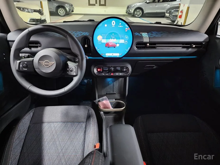 Mini Cooper 2024 Essential