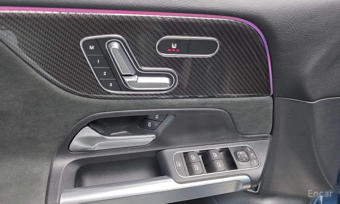 Mercedes-Benz GLB-Class 2020 AMG GLB35 4MATIC