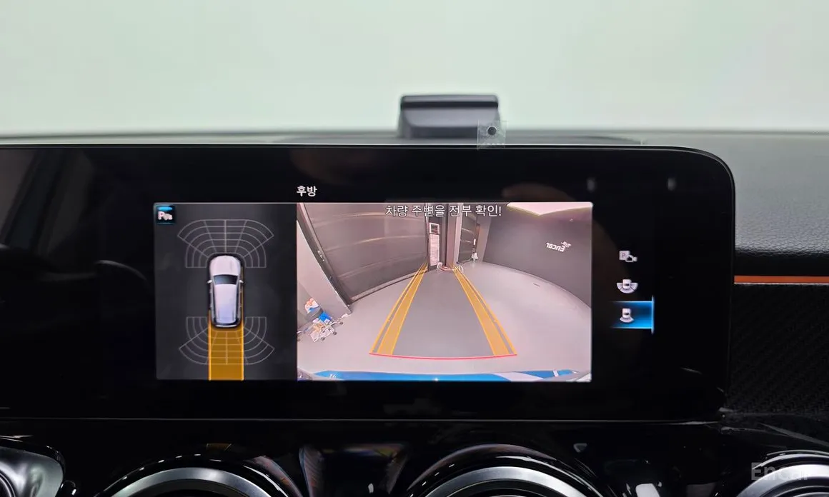 Mercedes-Benz GLB-Class 2020 AMG GLB35 4MATIC