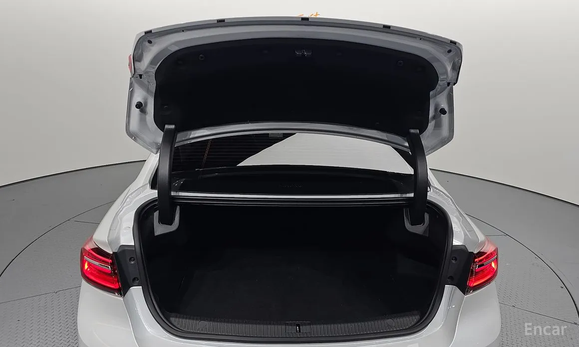 Renault SM6 2020 2.0 LPe Feel