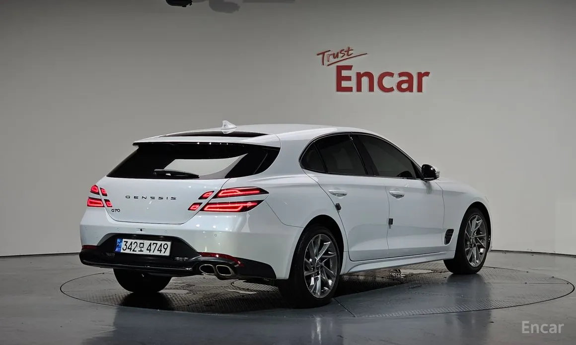 Genesis G70 2022 Gasoline 2.0T 2WD