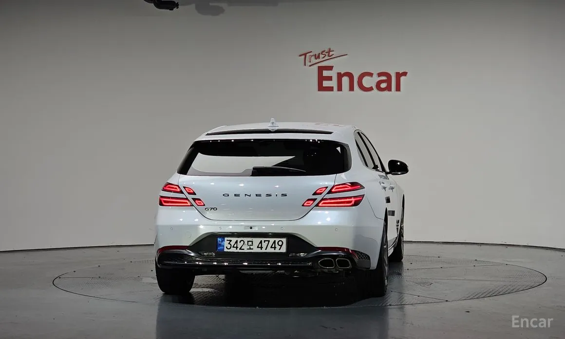 Genesis G70 2022 Gasoline 2.0T 2WD