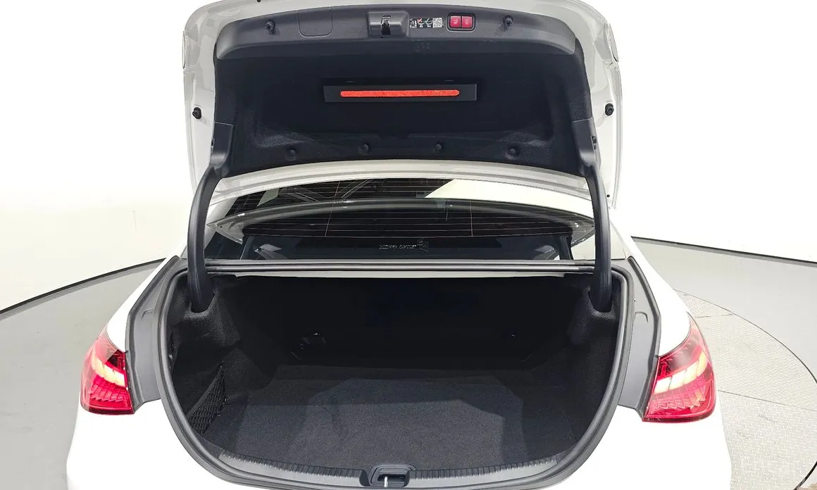 Mercedes-Benz C-Class 2022 C200 Avantgarde