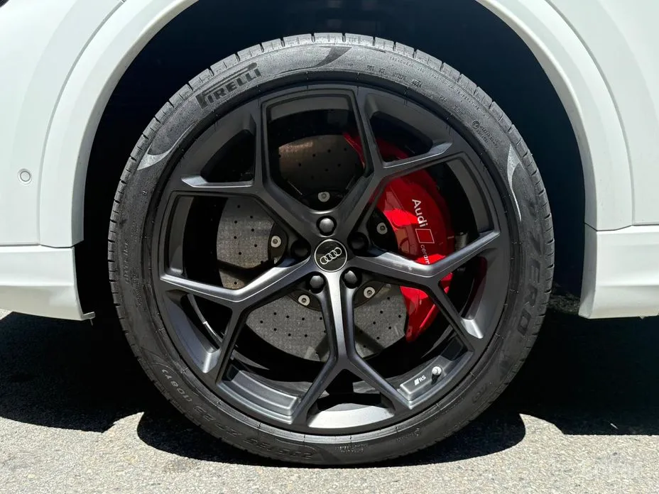 Audi RS Q8 2020 4.0 TFSI Quattro Performance