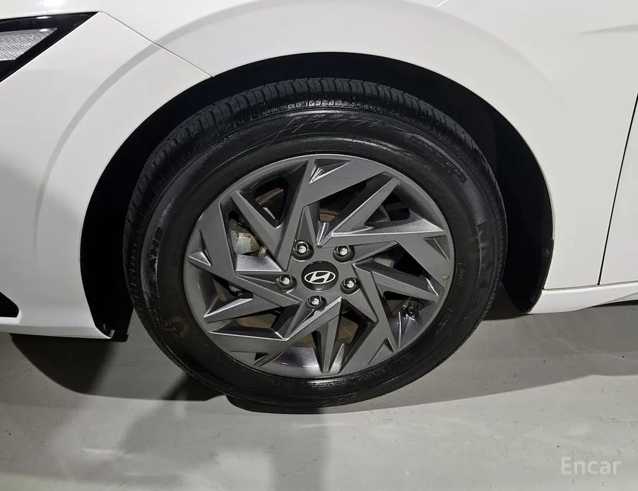 Hyundai Avante 2023 1.6