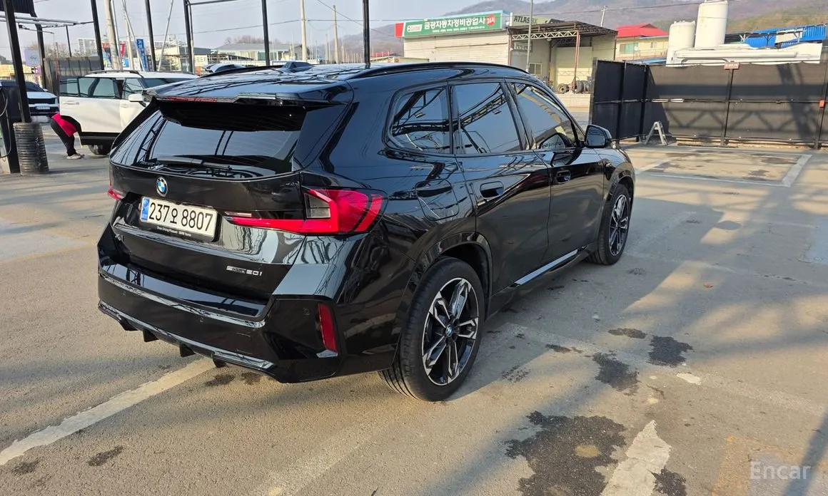 BMW X1 2023 sDrive 20i M Sport