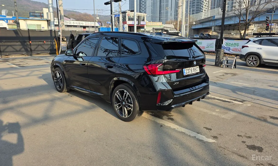 BMW X1 2023 sDrive 20i M Sport