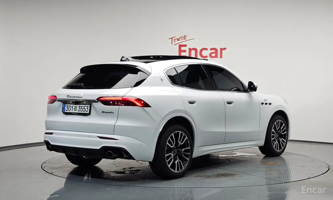 Maserati Grecale 2022 2.0 AWD GT