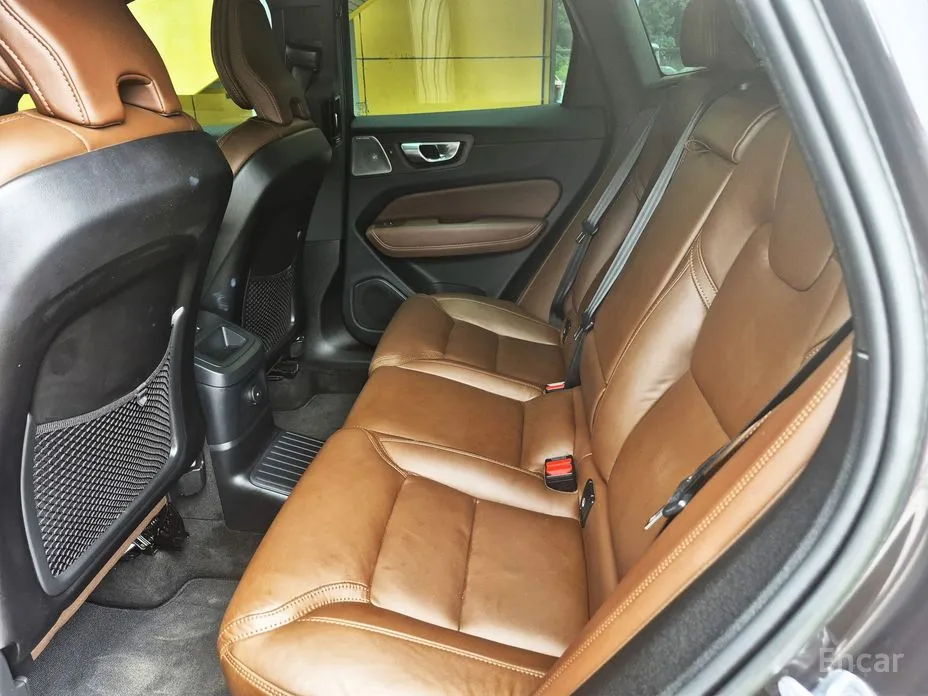 Volvo XC60 2017 T8 Ultimate Bright